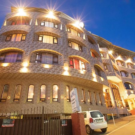 Devi Enterprises - Hotel Khems Ooty Exterior photo